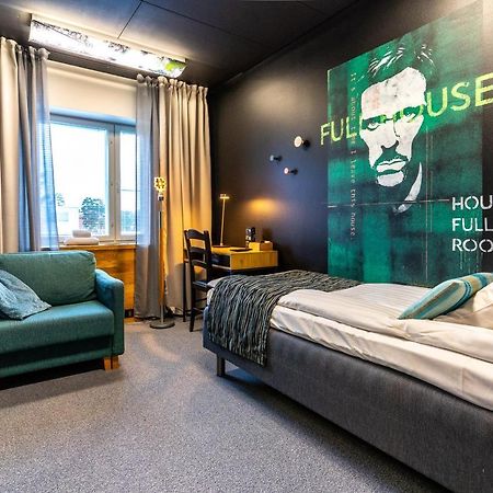 Time Hostel Nova - Sairaalan Vieressae Jyvaskyla Ngoại thất bức ảnh